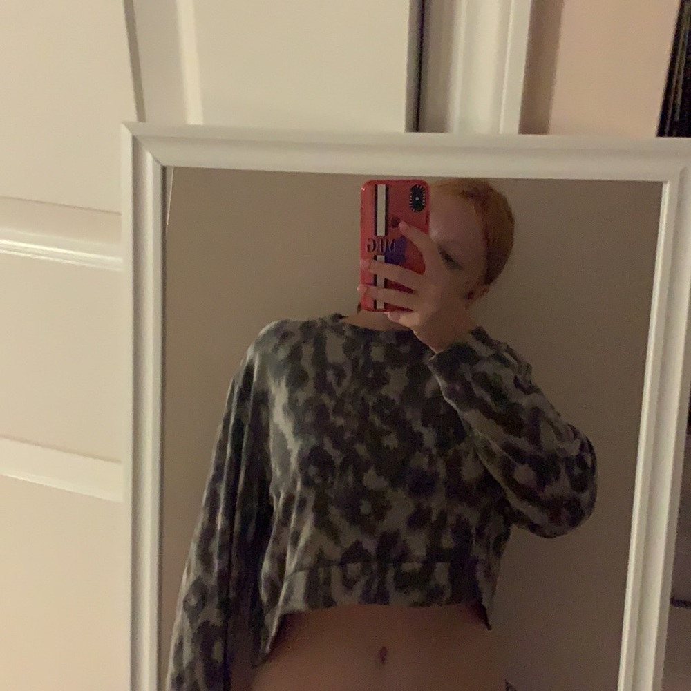 grey (dark and light) cheetah print cropped sweater from south moon under